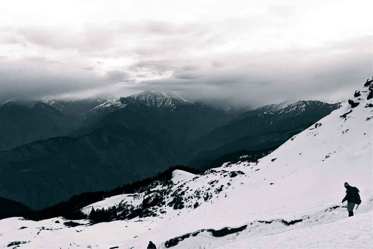 kedarkantha trek tirupati travels dehradun